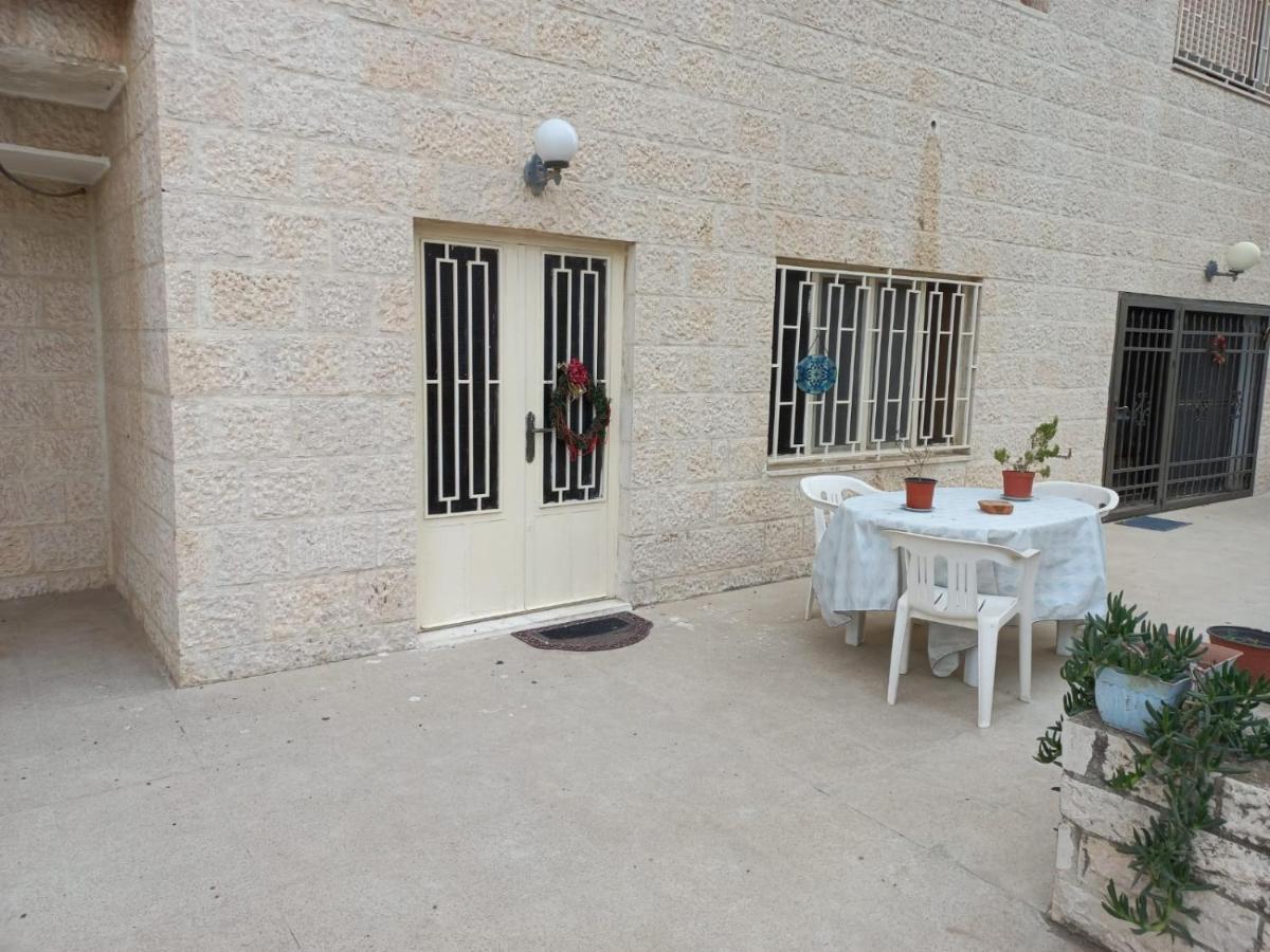Karrain Villa - Vintage Soul - International Guests-Non-Jordanian Мадаба Экстерьер фото